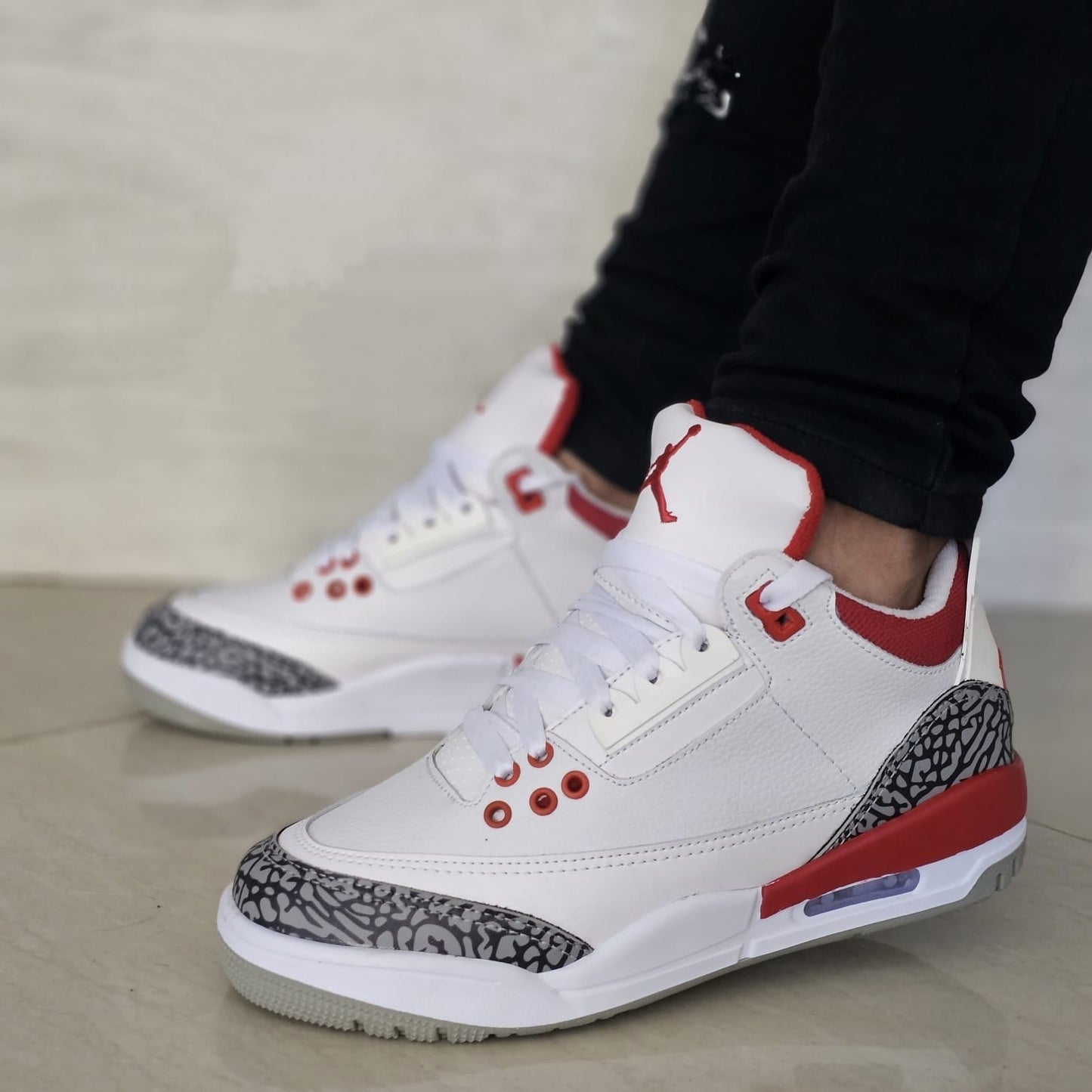 JORDAN RETRO 3